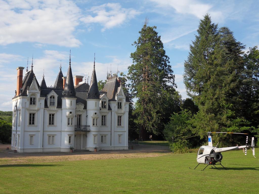Chateau De La Motte Noailly Exterior photo