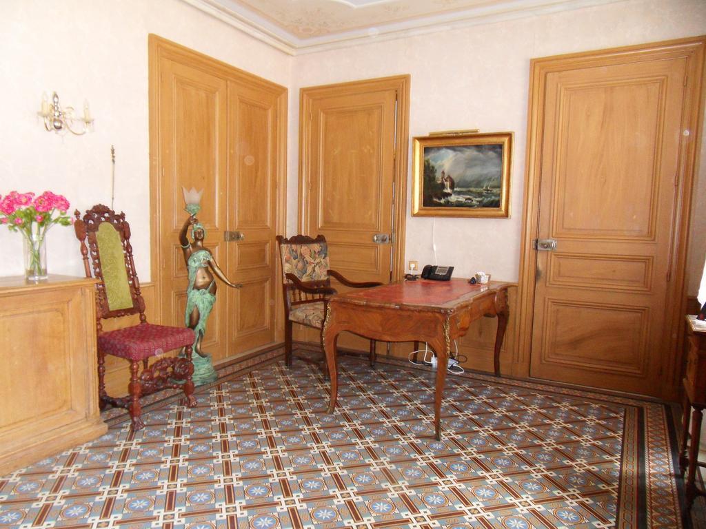 Chateau De La Motte Noailly Exterior photo